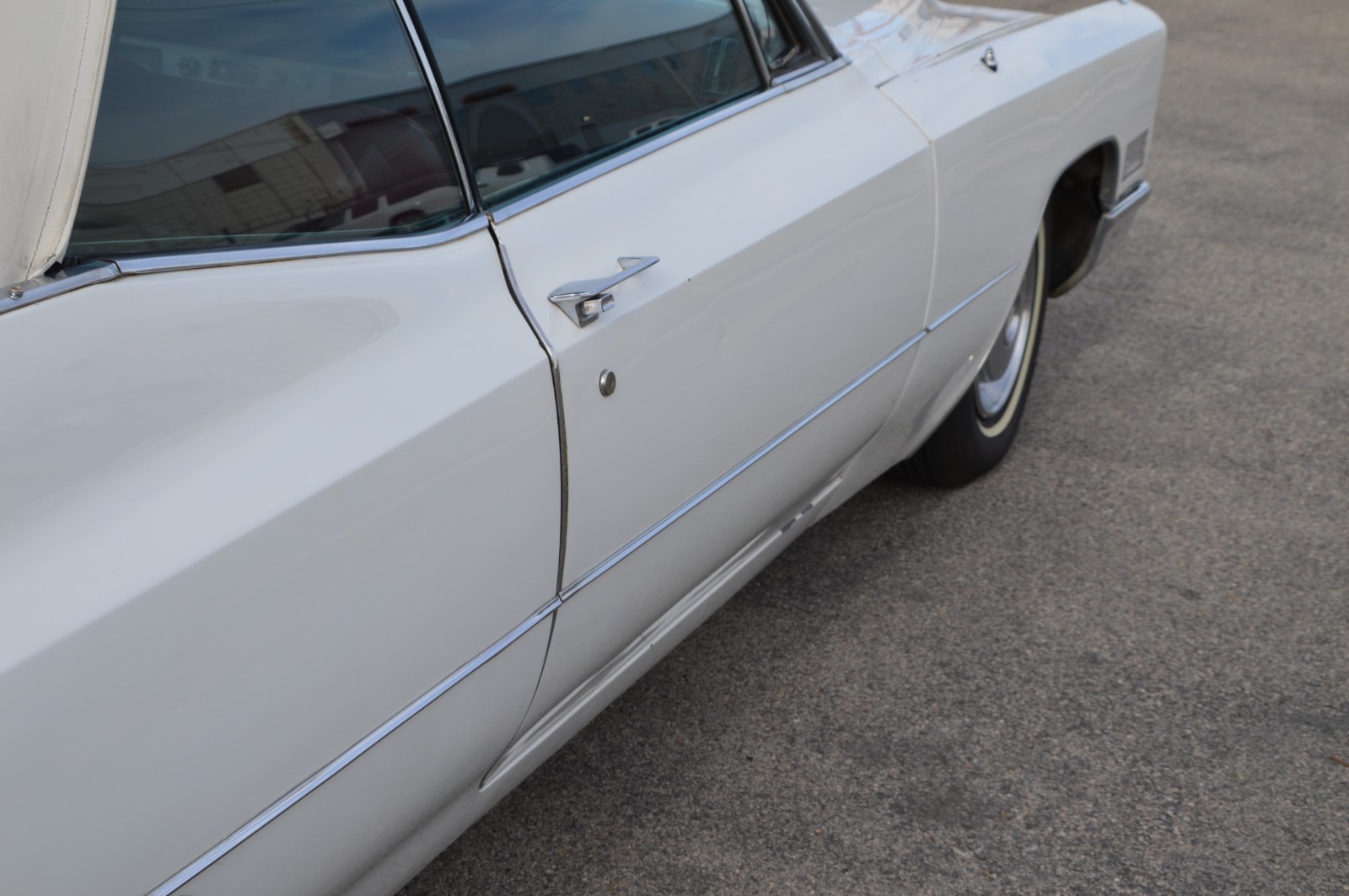 Cadillac-DE-VILLE-1967-Convertible-10