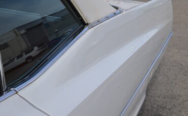 Cadillac-DE-VILLE-1967-Convertible-8