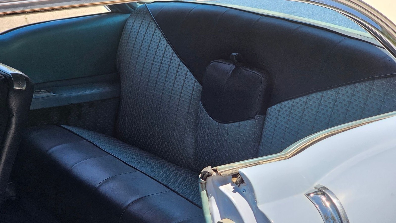 Cadillac-DeVille-1954-Coupe-17