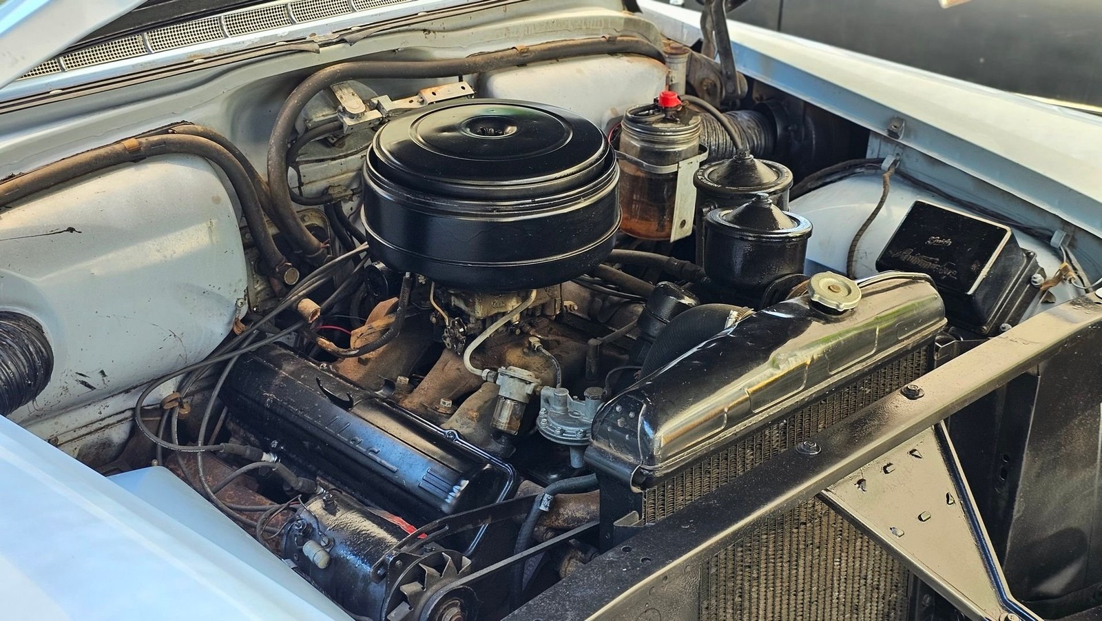 Cadillac-DeVille-1954-Coupe-19