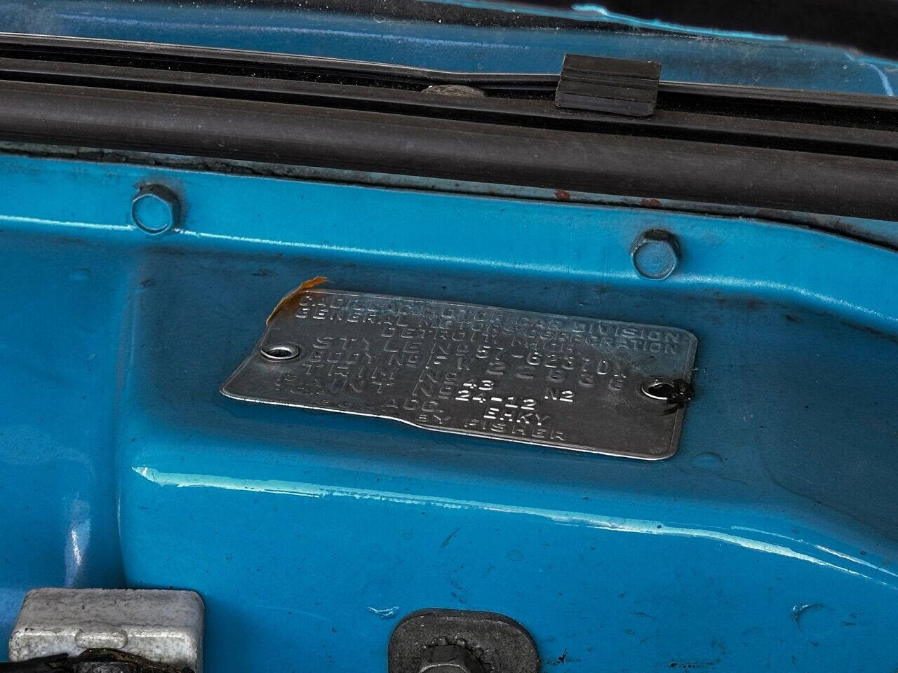 Cadillac-DeVille-1957-Coupe-4