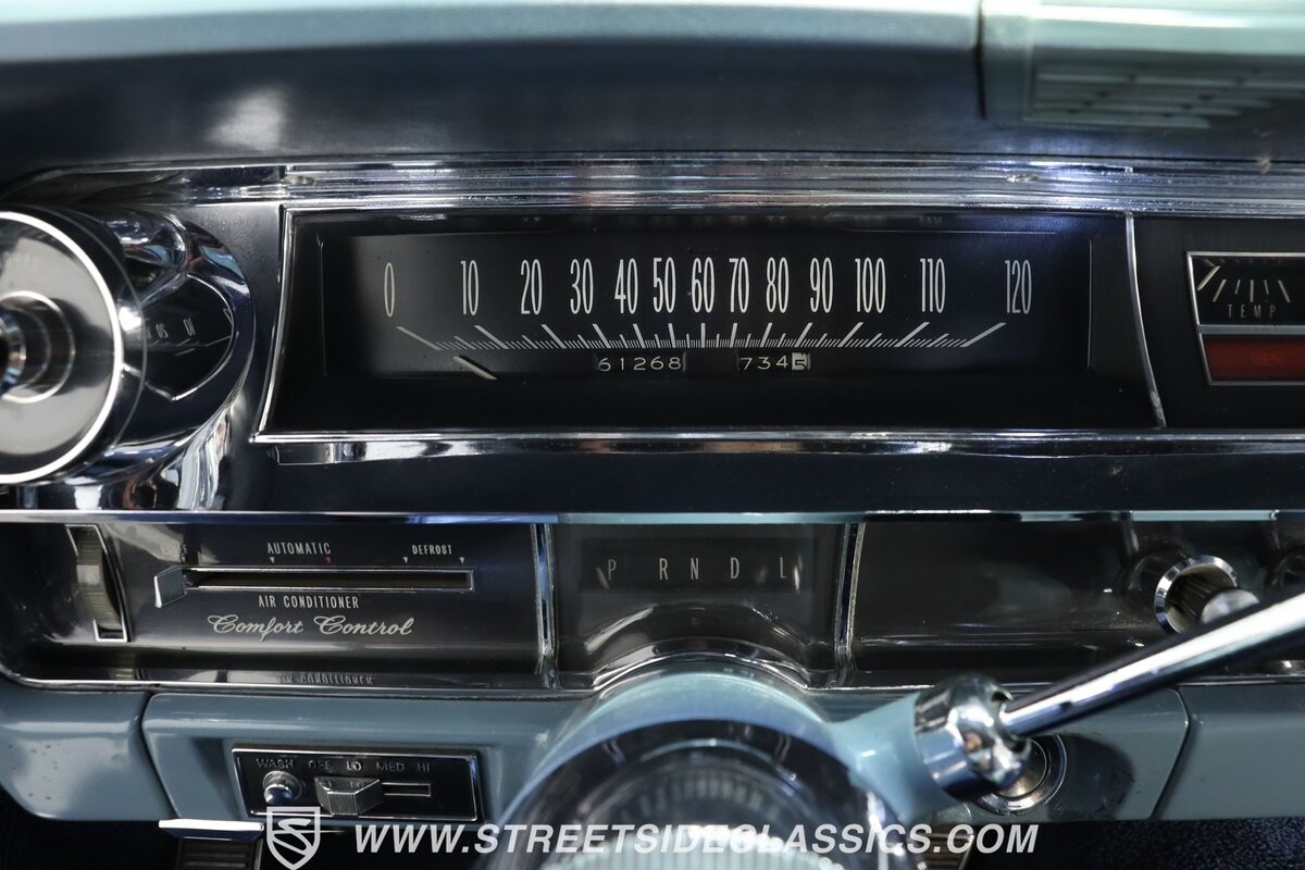 Cadillac-DeVille-1964-Convertible-36