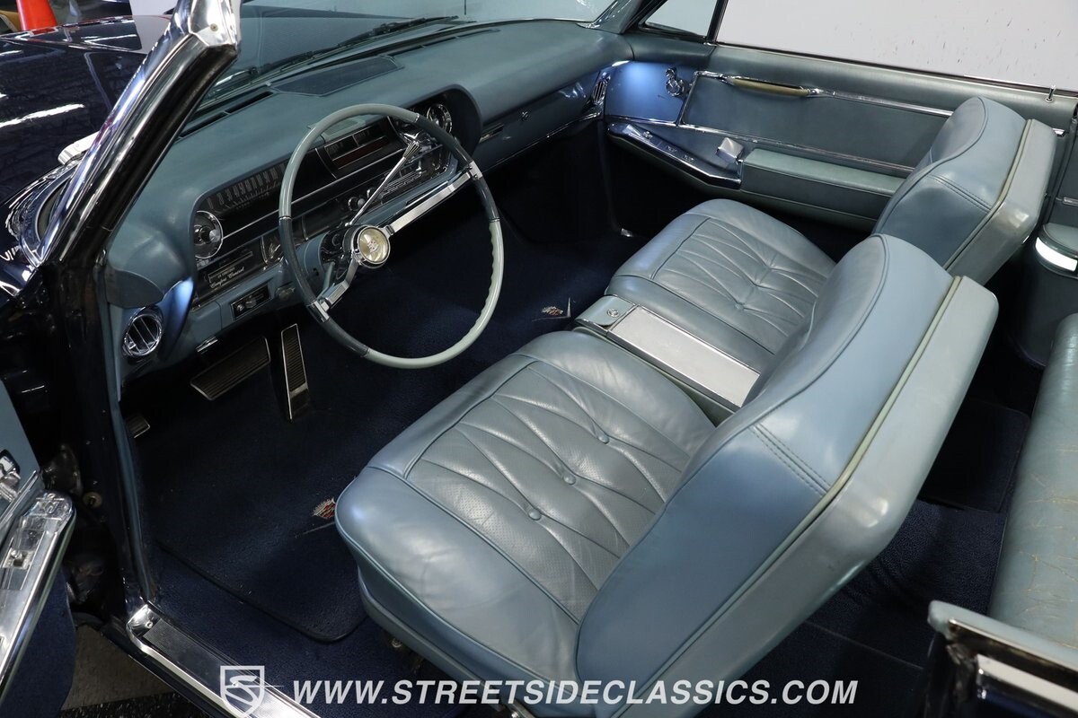 Cadillac-DeVille-1964-Convertible-4