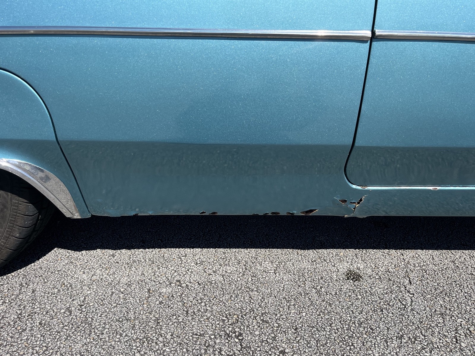 Cadillac-DeVille-1965-Convertible-3