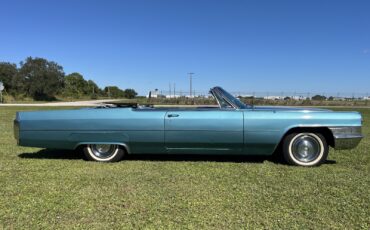 Cadillac-DeVille-1965-Convertible