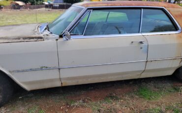 Cadillac-DeVille-1966-10