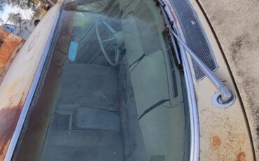 Cadillac-DeVille-1966-13