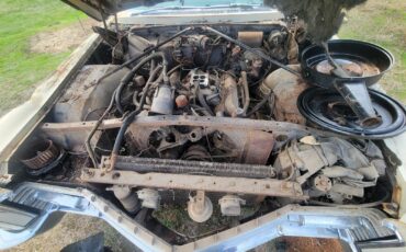 Cadillac-DeVille-1966-27