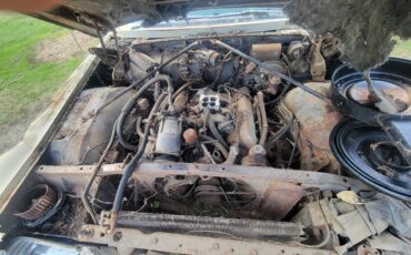 Cadillac-DeVille-1966-28