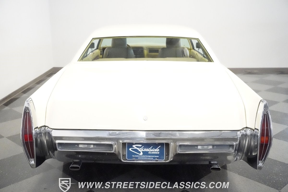 Cadillac-DeVille-1971-Coupe-27