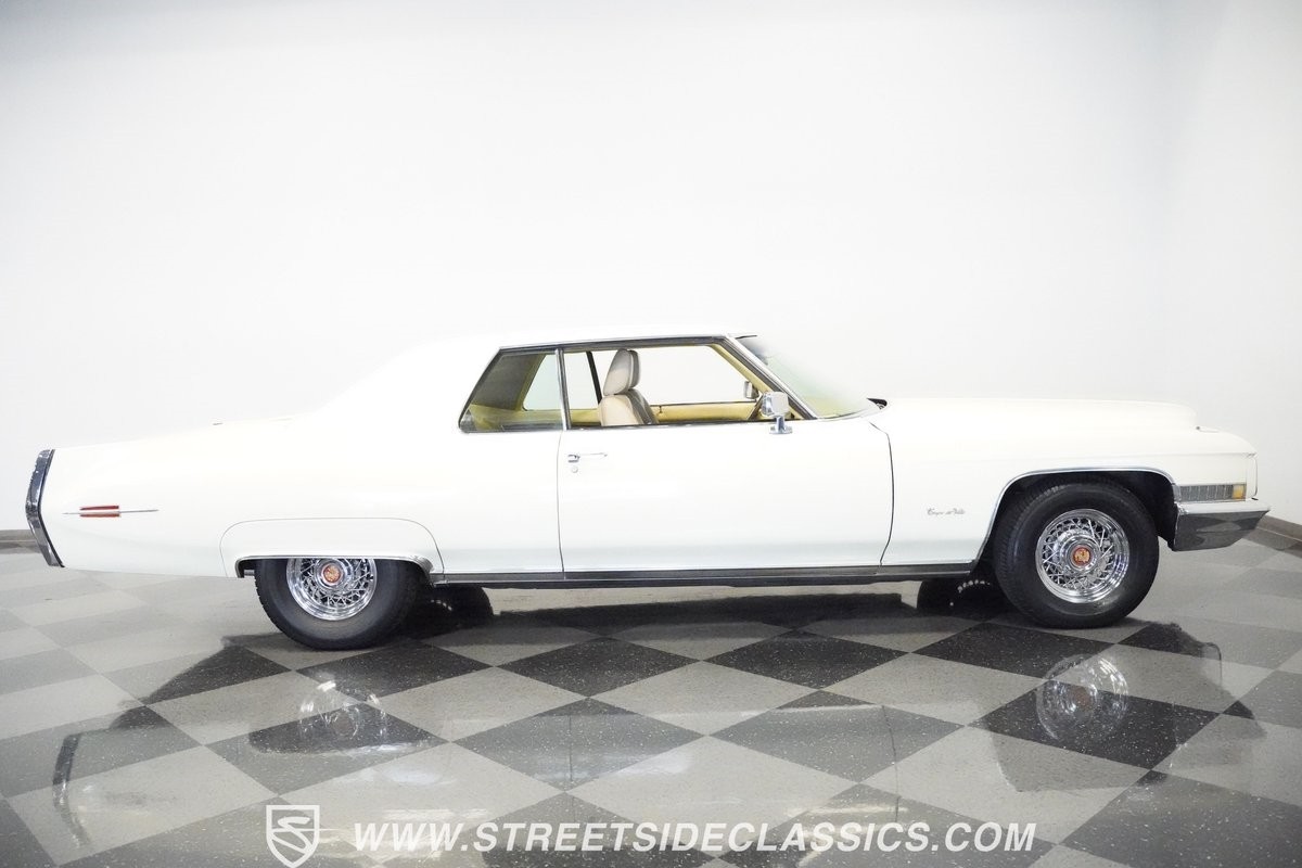 Cadillac-DeVille-1971-Coupe-33
