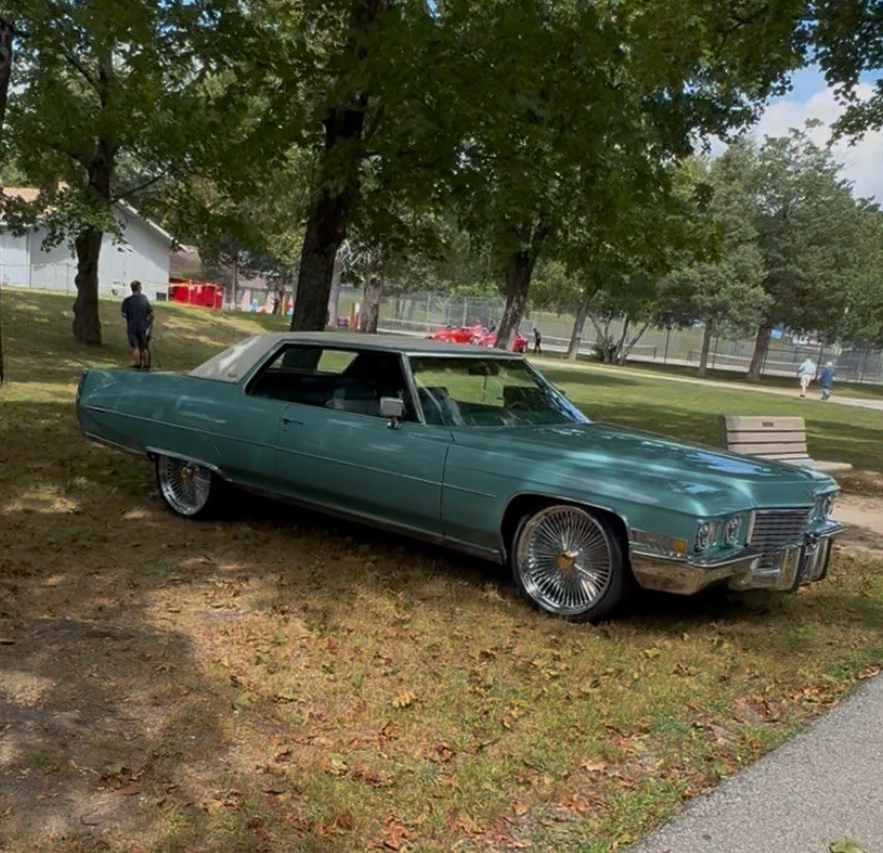 Cadillac-DeVille-1972-Coupe-13