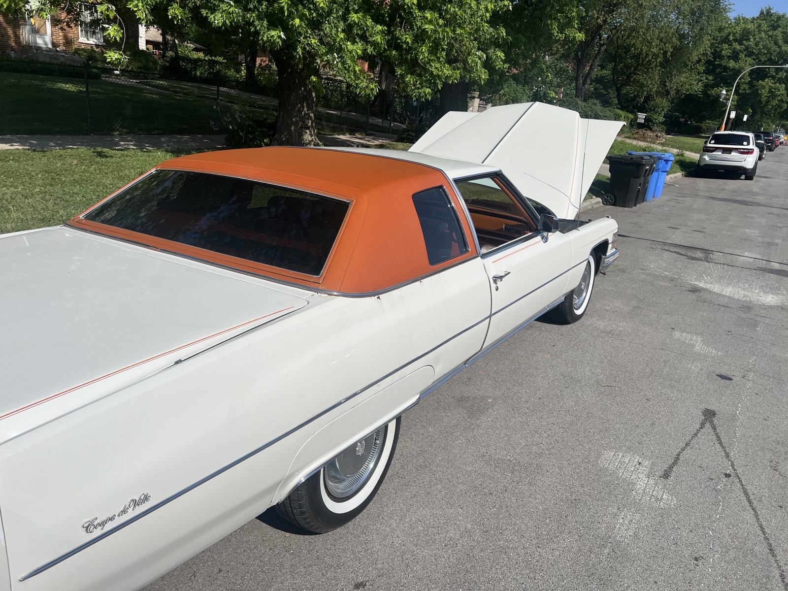 Cadillac-DeVille-1974-Coupe-1
