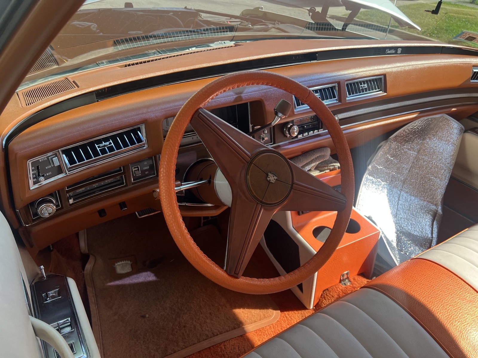 Cadillac-DeVille-1974-Coupe-3