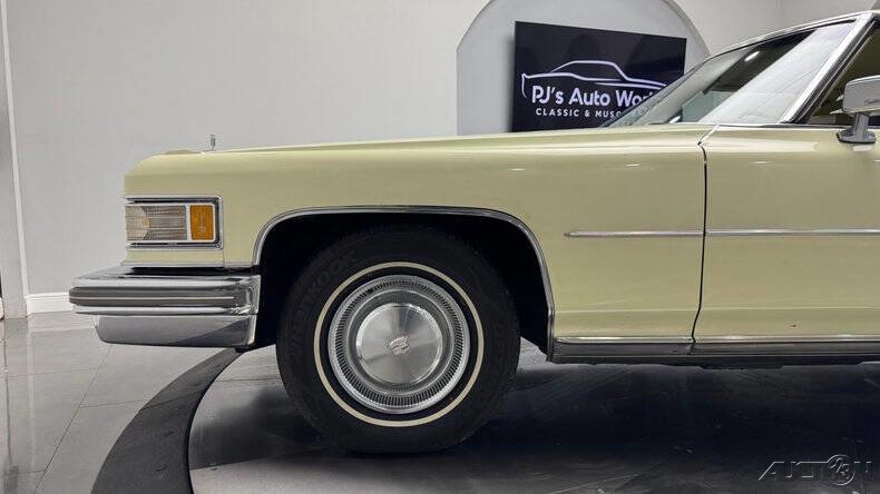 Cadillac-DeVille-1976-14