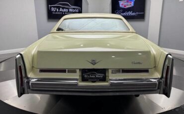 Cadillac-DeVille-1976-17