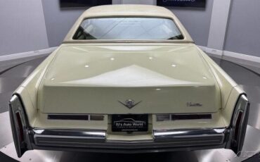 Cadillac-DeVille-1976-18