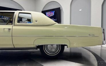 Cadillac-DeVille-1976-21