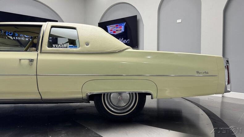 Cadillac-DeVille-1976-21