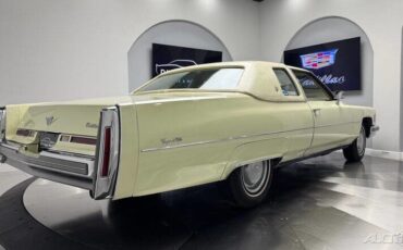 Cadillac-DeVille-1976-23