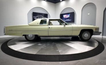 Cadillac-DeVille-1976-4