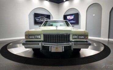 Cadillac-DeVille-1976-7