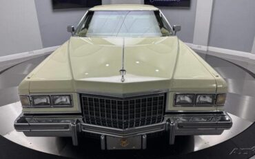 Cadillac-DeVille-1976-8