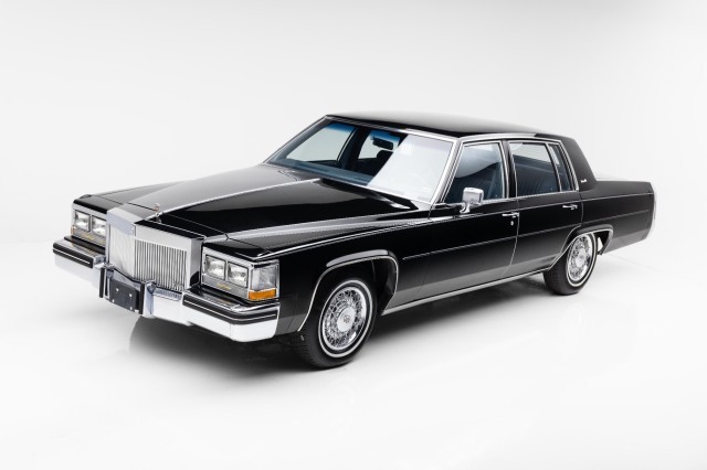 Cadillac DeVille 1984 Sedan