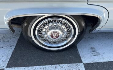 Cadillac-DeVille-1989-Sedan-12