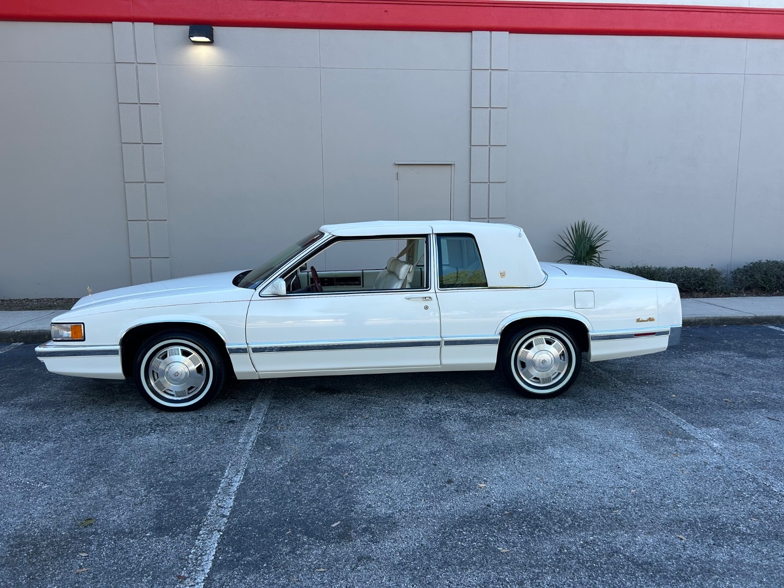 Cadillac-DeVille-1992-Coupe-13