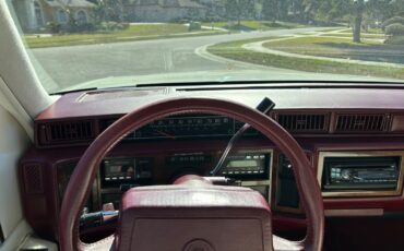 Cadillac-DeVille-1992-Coupe-15