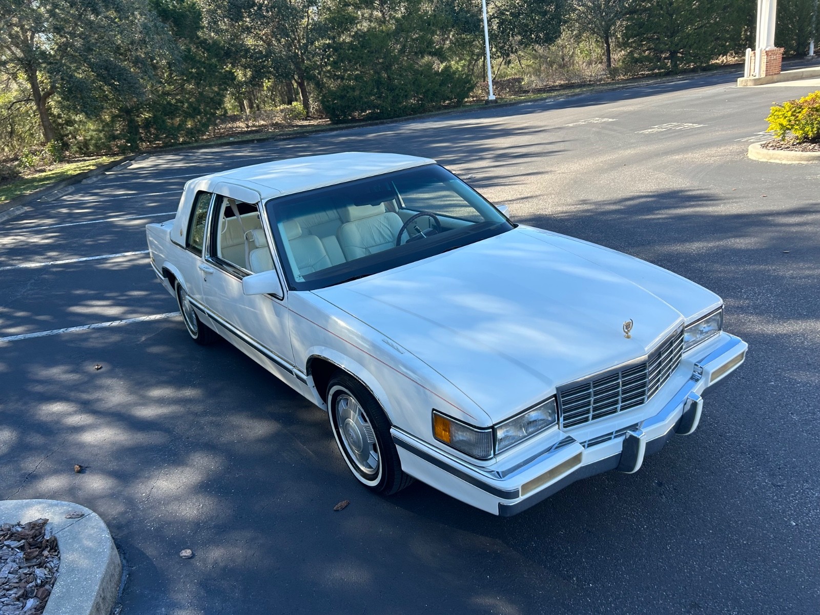 Cadillac-DeVille-1992-Coupe-16