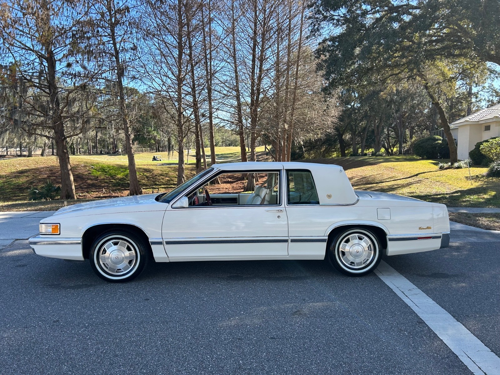 Cadillac-DeVille-1992-Coupe-26