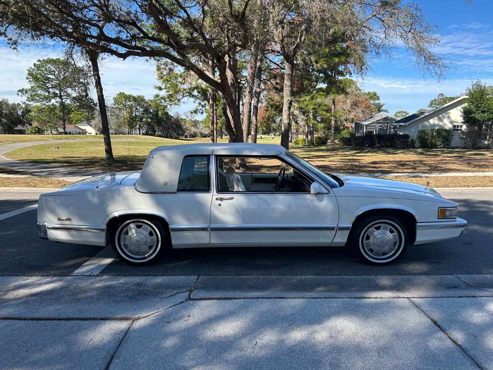 Cadillac-DeVille-1992-Coupe-28