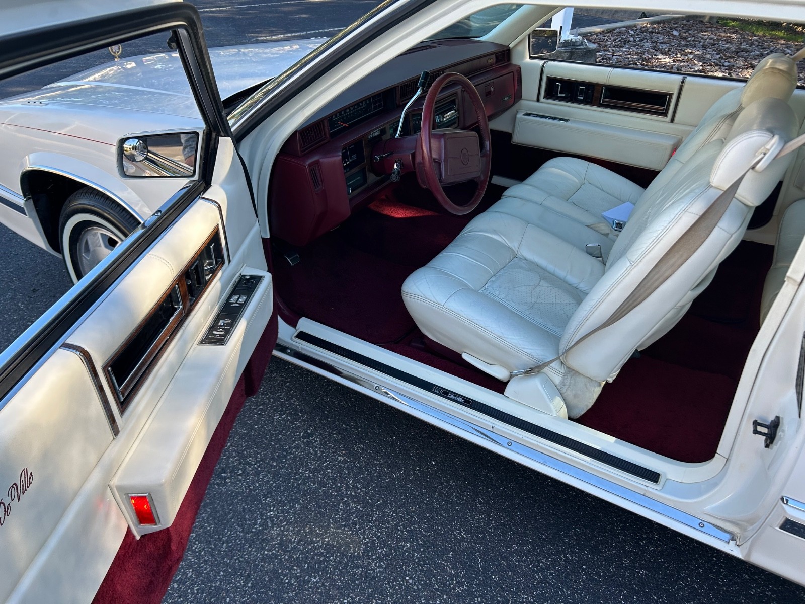 Cadillac-DeVille-1992-Coupe-6