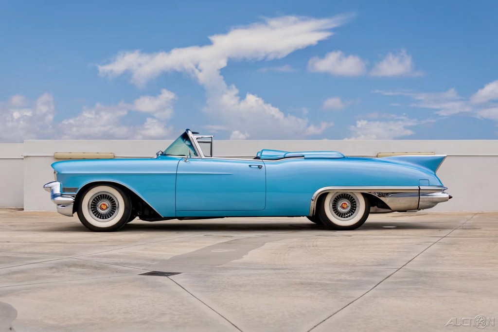 Cadillac-Eldorado-1957-1