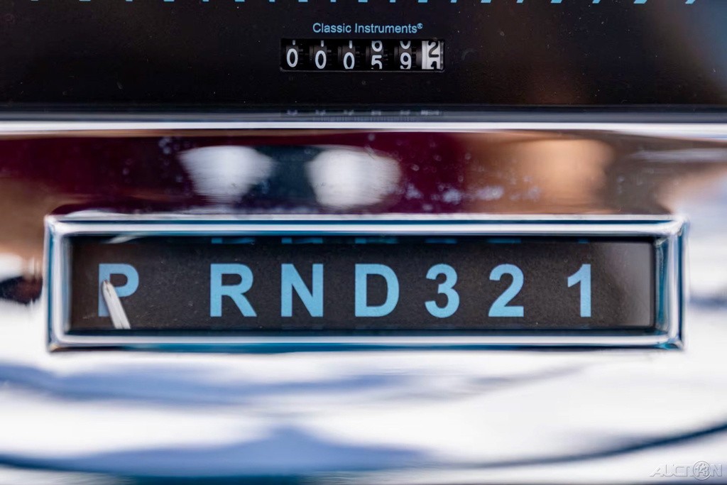 Cadillac-Eldorado-1957-17