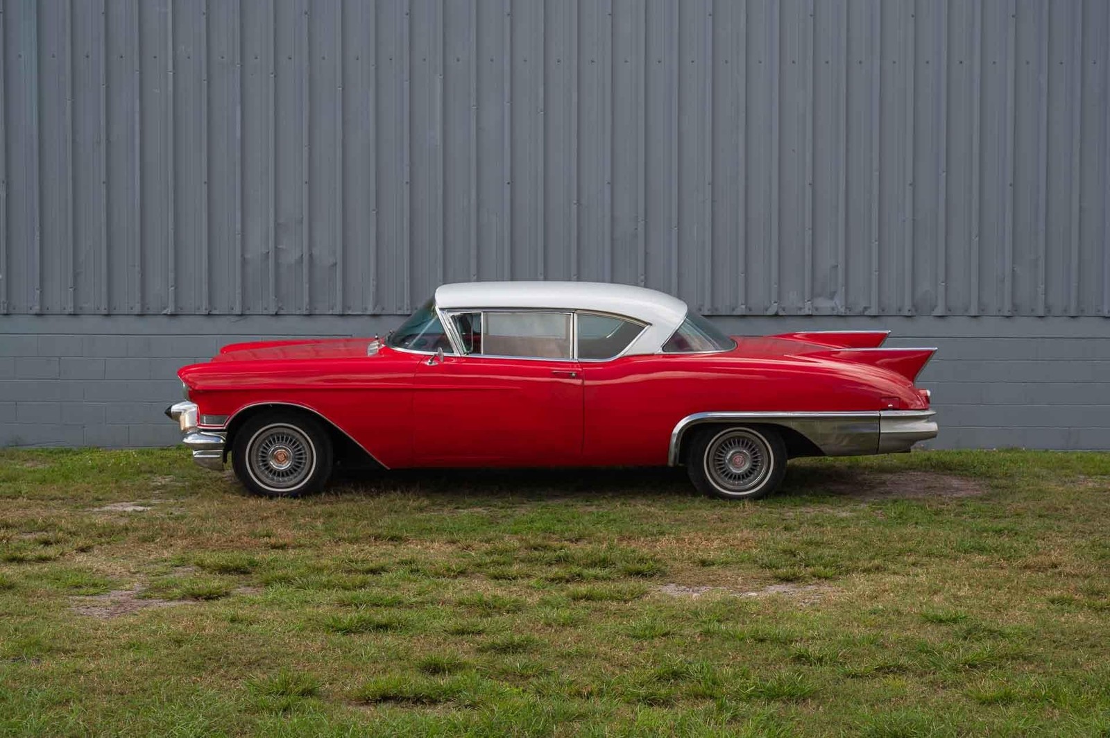 Cadillac-Eldorado-1957-2-Door-1