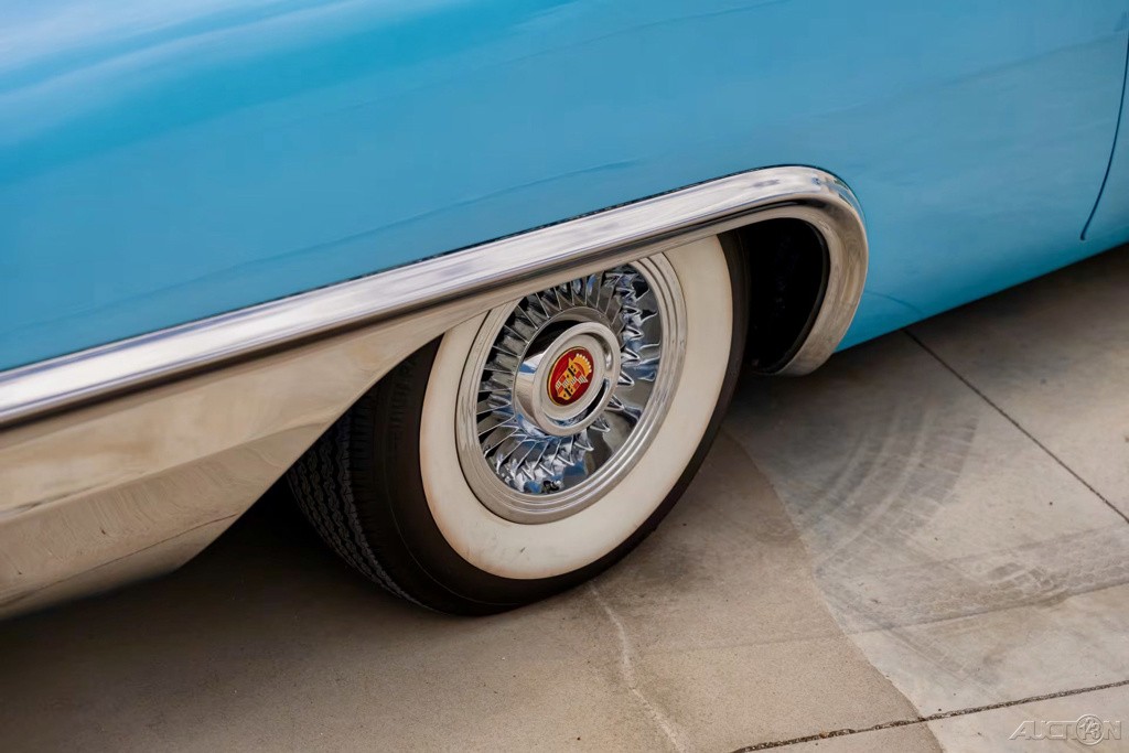 Cadillac-Eldorado-1957-23