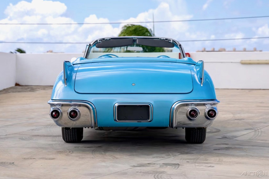 Cadillac-Eldorado-1957-3