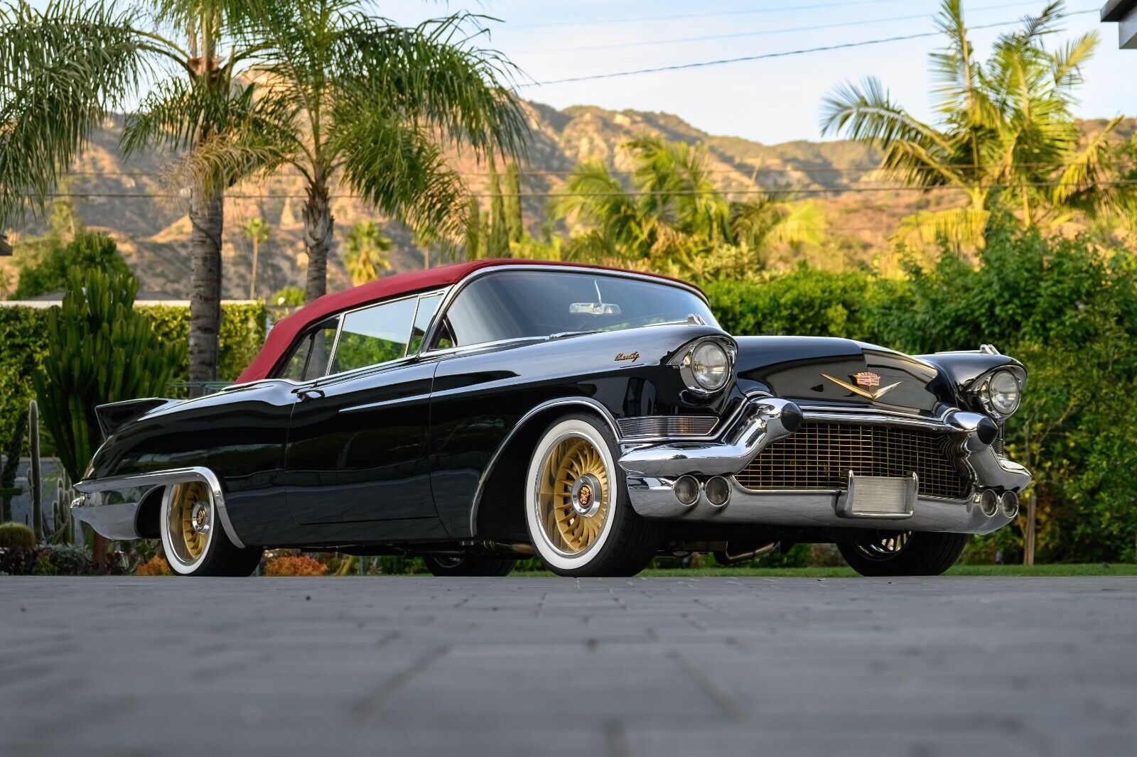 Cadillac-Eldorado-1957-Convertible-15