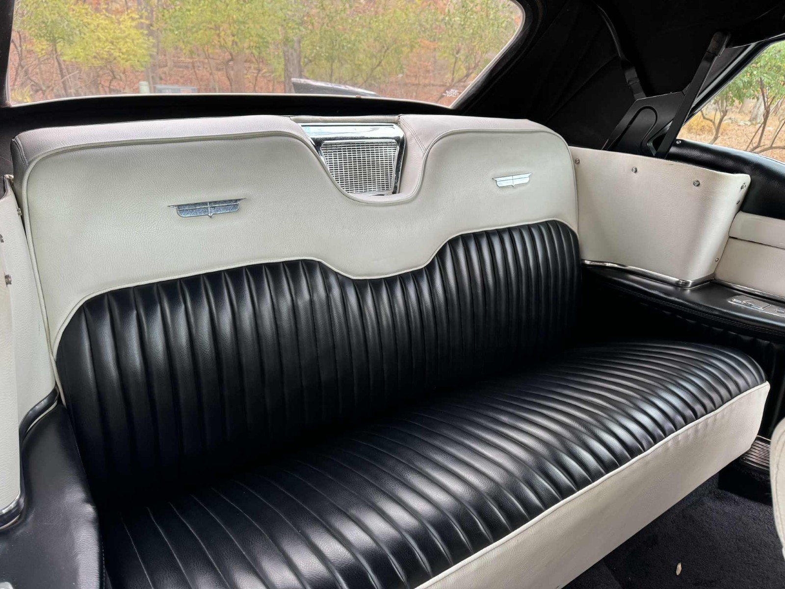 Cadillac-Eldorado-1957-Convertible-19