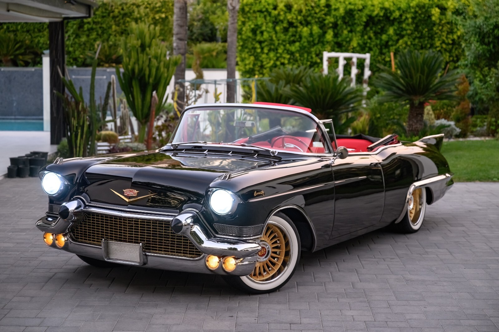 Cadillac-Eldorado-1957-Convertible-3