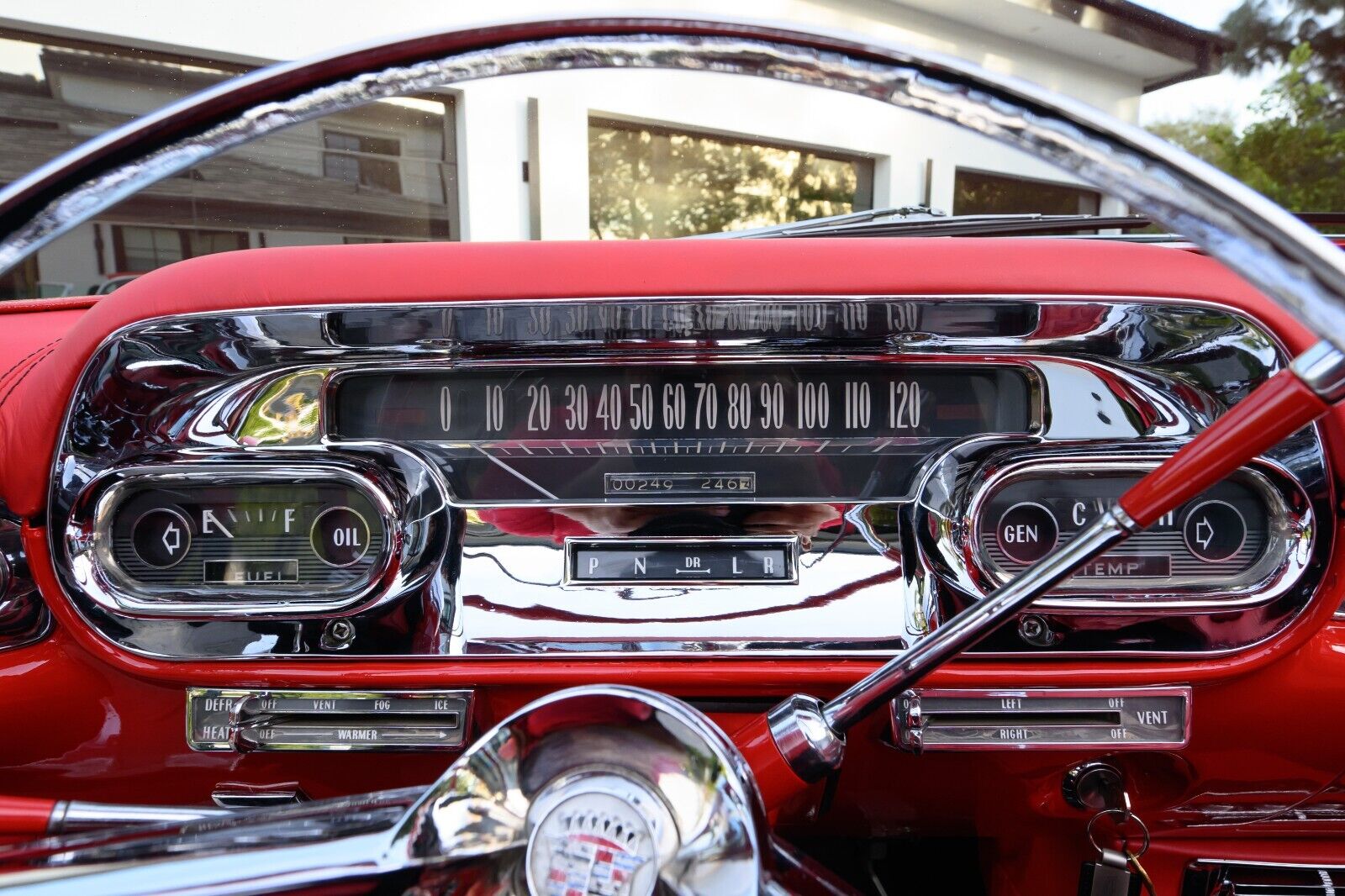 Cadillac-Eldorado-1957-Convertible-37