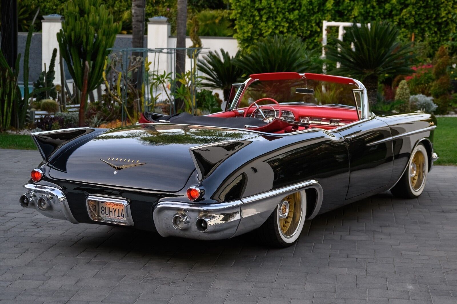 Cadillac-Eldorado-1957-Convertible-8