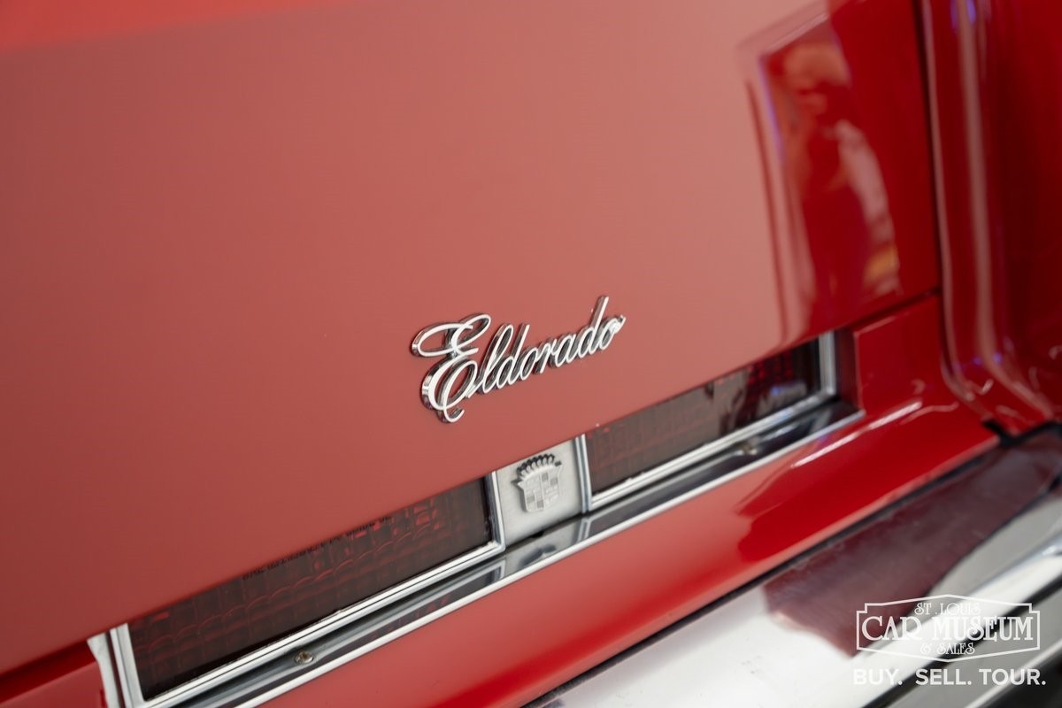 Cadillac-Eldorado-1974-Convertible-32