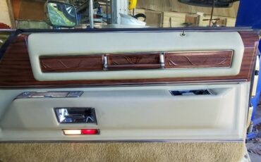 Cadillac-Eldorado-1976-11