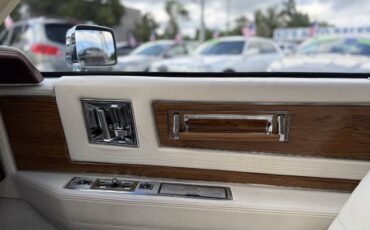Cadillac-Eldorado-1982-Coupe-16