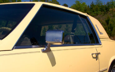 Cadillac-Eldorado-1982-Coupe-19