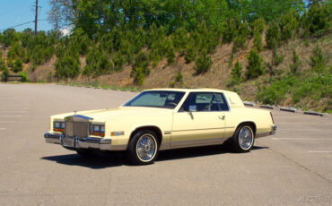 Cadillac-Eldorado-1982-Coupe-2